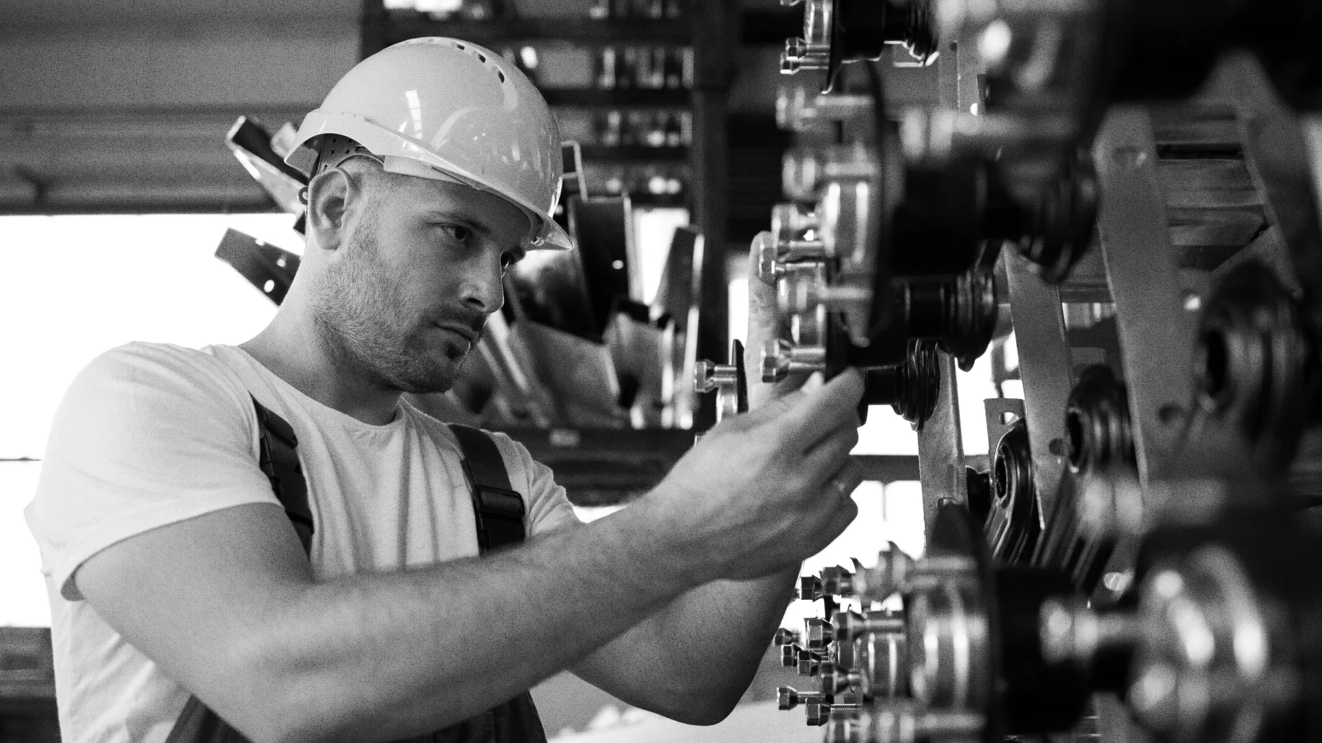 Разработка сайта для завода по продаже оборудования в Лесном